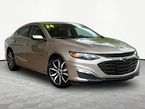 Used 2024 Chevrolet Malibu RS FWD image 3