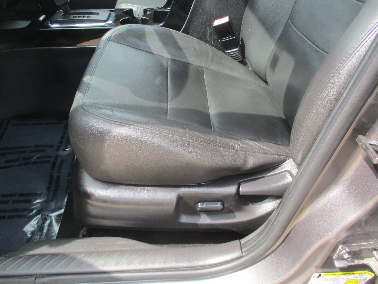 Used 2012 Ford Escape Limited AWD/4WD image 14