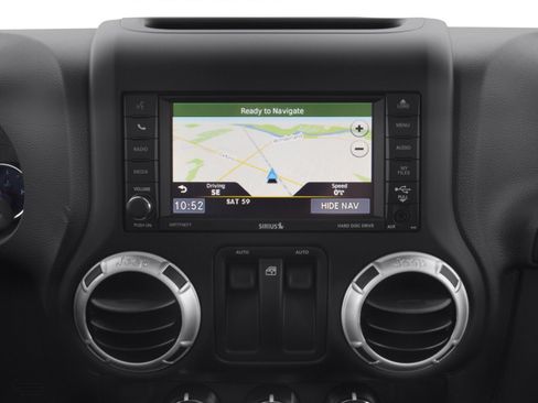 Used 2016 Jeep Wrangler Sahara w/ Connectivity Group AWD/4WD image 15