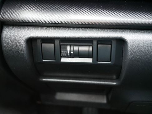 Used 2024 Subaru Crosstrek 2.0i Premium image 26