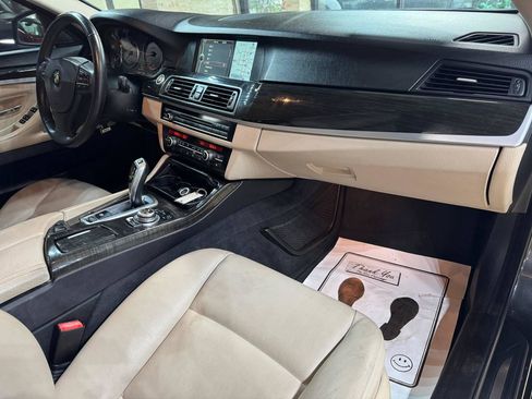 Used 2011 BMW 528i Sedan RWD image 10