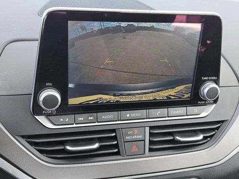 Used 2023 Nissan Altima 2.5 SR image 16