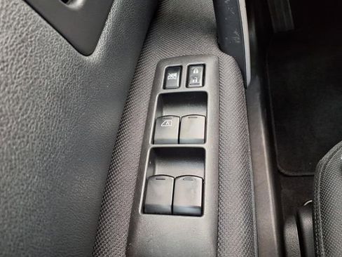 Used 2009 Nissan Rogue SL w/ Premium Pkg FWD image 15