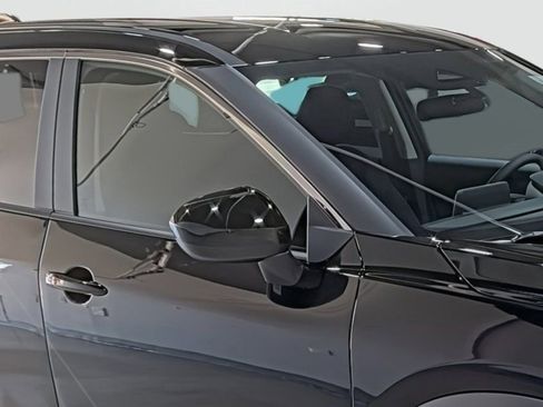 Used 2026 Nissan Rogue SV image 15