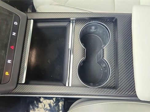 Used 2024 Tesla Model X Plaid image 57