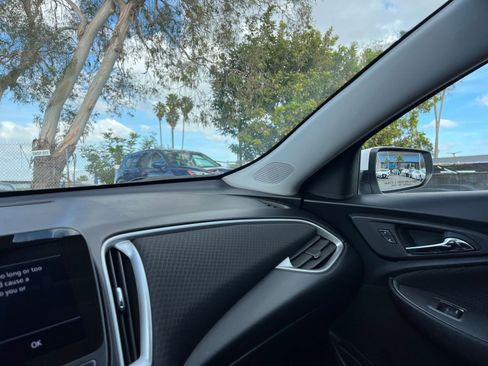 Used 2024 Chevrolet Malibu LT image 37