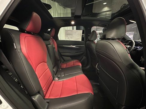 Used 2025 INFINITI QX50 Sport w/ Cargo Package image 24