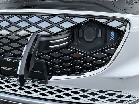 Used 2026 Genesis Electrified GV70 image 10