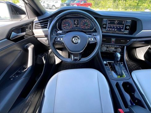 Used 2021 Volkswagen Jetta R-Line FWD image 16
