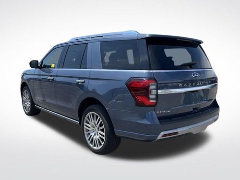 Used 2023 Ford Expedition Platinum AWD/4WD image 3