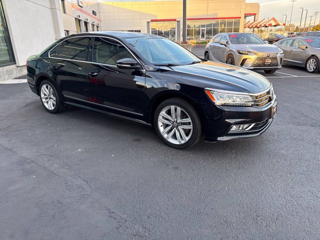 Used 2017 Volkswagen Passat 1.8T SE FWD image 8