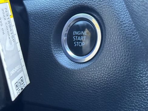 Used 2022 Toyota Corolla SE image 22