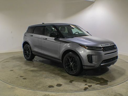 Used 2026 Land Rover Range Rover Evoque S AWD/4WD image 8