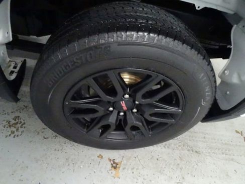 Certified 2022 GMC Sierra 1500 Elevation image 27