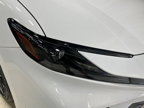 Used 2026 Toyota Camry SE FWD image 25
