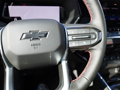 Used 2026 Chevrolet Colorado Z71 w/ Z71 Convenience Package 2 image 15