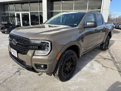 Used 2025 Ford Ranger XLT w/ FX4 Off-Road Package image 3