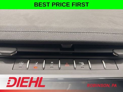 New 2026 Jeep Grand Cherokee Altitude AWD/4WD image 29