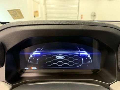 New 2026 Ford Explorer Active w/ Active Comfort Package image 19