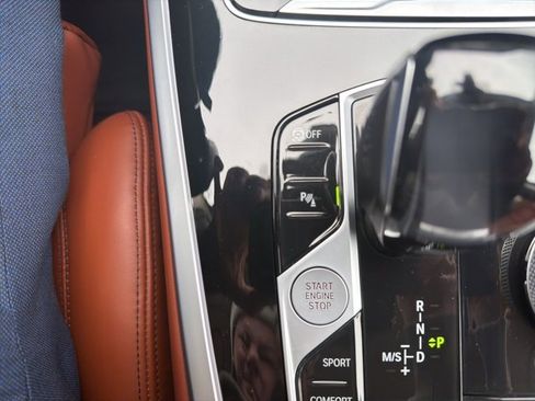 Used 2021 BMW X7 xDrive40i image 97