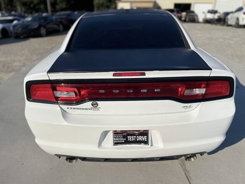 Used 2013 Dodge Charger R/T RWD image 7