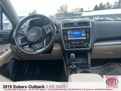 Used 2019 Subaru Outback 3.6R Limited AWD/4WD image 31
