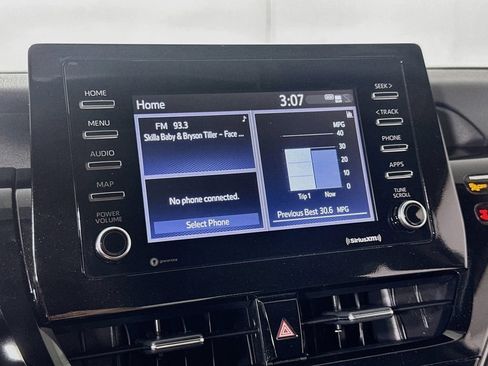 Used 2022 Toyota Camry LE w/ Convenience Package FWD image 27