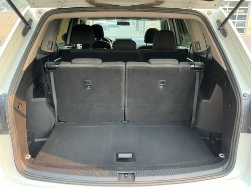 Used 2018 Volkswagen Atlas S FWD image 21