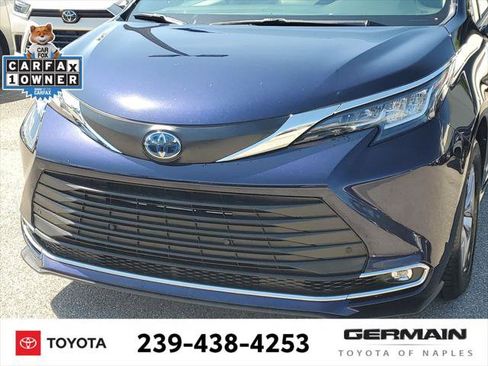 Certified 2021 Toyota Sienna XLE FWD image 14