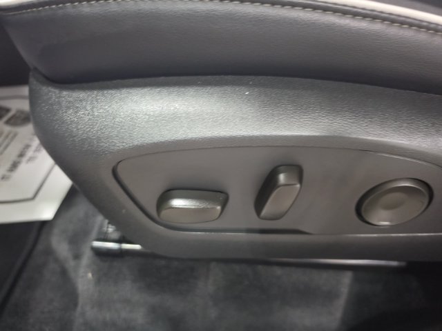 Used 2026 Buick Enclave Preferred AWD/4WD image 22