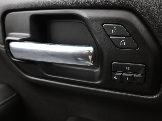 Used 2020 GMC Sierra 1500 AT4 w/ AT4 Premium Package AWD/4WD image 25