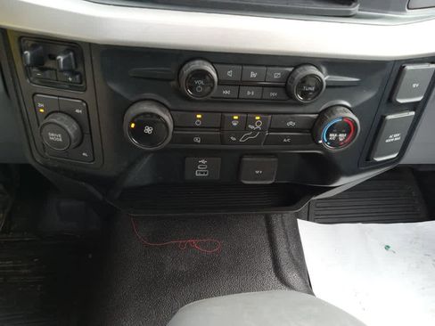 Used 2023 Ford F350 XL w/ Snow Plow Prep Package image 25