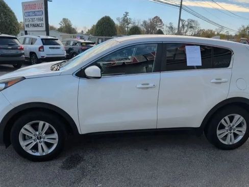 Used 2017 Kia Sportage LX FWD image 4