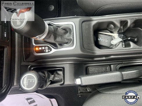 Used 2023 Jeep Wrangler Sport image 15