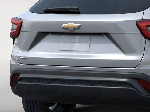 New 2026 Chevrolet Trax LS w/ LS Convenience Package image 14