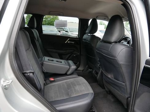 Used 2025 Mitsubishi Outlander SE AWD/4WD image 9
