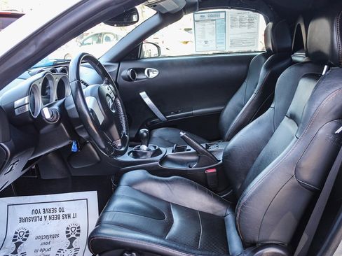 Used 2005 Nissan 350Z Grand Touring image 17