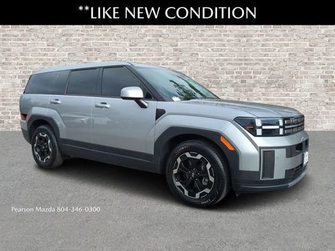 Used 2024 Hyundai Santa Fe SE image 1