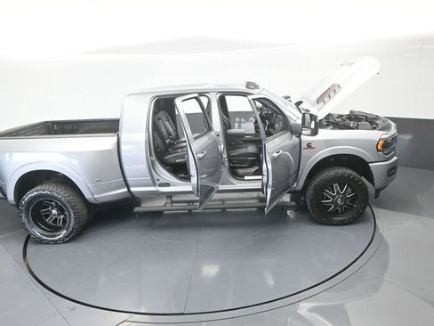 Used 2024 RAM 3500 Limited image 72