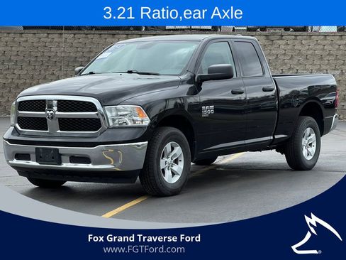 Used 2024 RAM 1500 Classic SLT AWD/4WD image 1