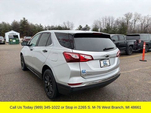 Used 2021 Chevrolet Equinox LT FWD image 9