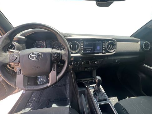 Used 2020 Toyota Tacoma TRD Off-Road image 20