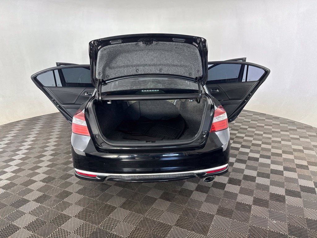 Used 2016 Honda Accord EX-L image 25