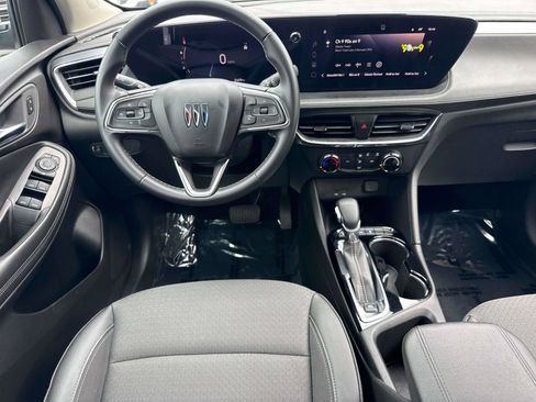 Used 2025 Buick Encore GX Preferred FWD image 12