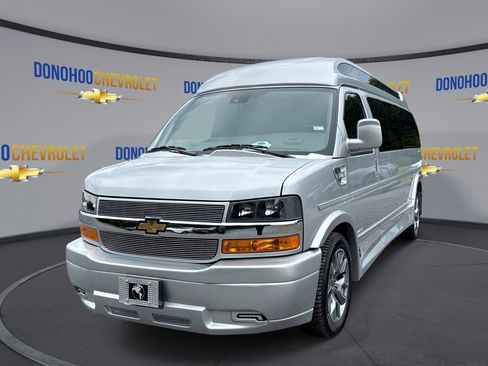 New 2025 Chevrolet Express 2500 Extended w/ Driver Convenience Package image 4