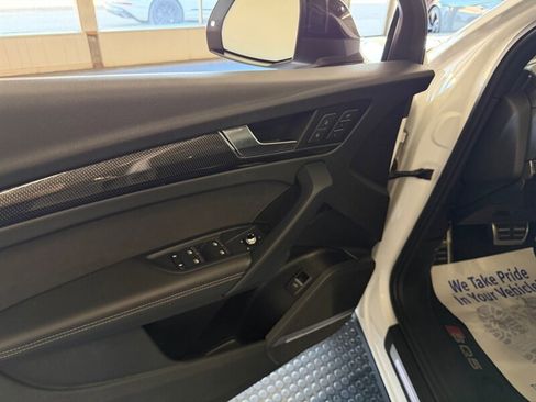 Used 2021 Audi SQ5 Prestige w/ Prestige Package image 18