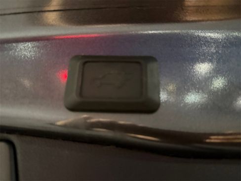 Used 2022 Toyota RAV4 XLE w/ Convenience Package image 20