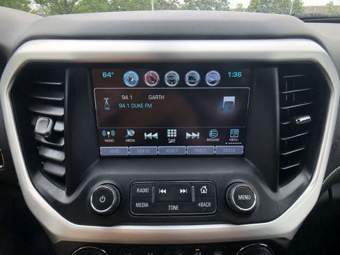 Used 2019 GMC Acadia SLE image 18