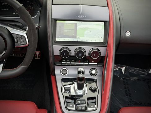 Used 2022 Jaguar F-TYPE Convertible image 20