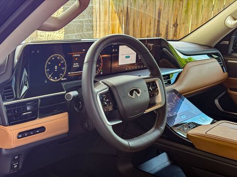 Used 2025 INFINITI QX80 Luxe AWD/4WD image 23